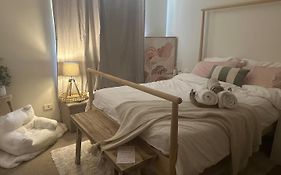 Master Room With Private Bathroom And Ac
